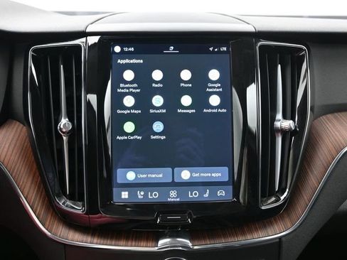 Used 2023 Volvo XC60 B5 Plus AWD/4WD image 20