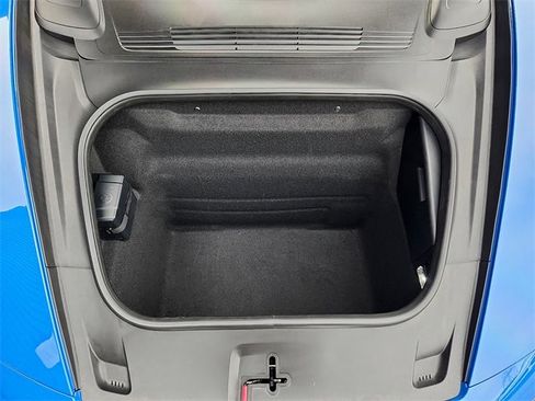 Used 2025 Porsche 911 Carrera image 31