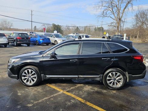 Used 2018 Subaru Outback 2.5i Touring image 7
