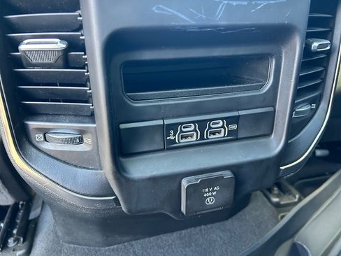 Used 2019 RAM 1500 Sport w/ Leather & Sound Group AWD/4WD image 32