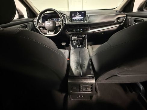 Used 2025 Nissan Rogue SV AWD/4WD image 69