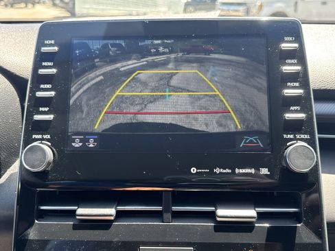 Used 2019 Toyota Avalon Touring FWD image 20