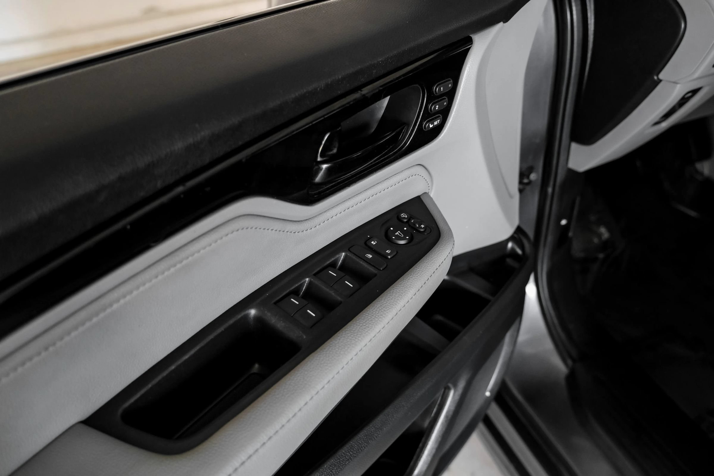 Used 2019 Honda Odyssey Elite image 42