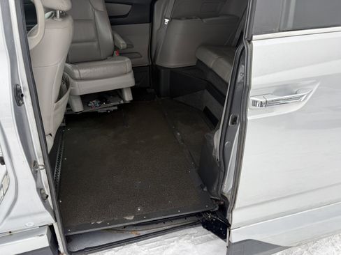 Used 2011 Honda Odyssey EX-L image 27