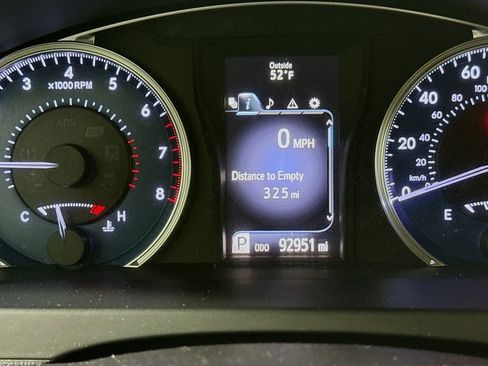 Used 2015 Toyota Camry XLE image 12