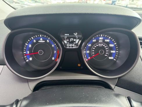 Used 2016 Hyundai Elantra SE FWD image 16