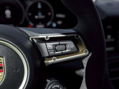 Used 2025 Porsche Taycan 4S w/ Premium Package image 55