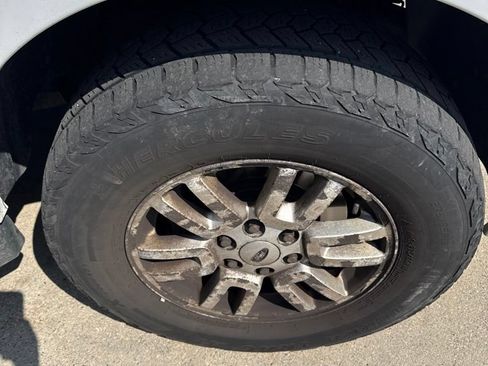 Used 2013 Ford Expedition EL XLT w/ HD Trailer Tow Pkg AWD/4WD image 5