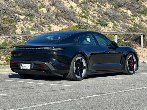 Certified 2025 Porsche Taycan GTS image 7