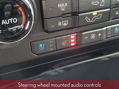 Used 2018 Ford F150 Platinum w/ Equipment Group 701A Luxury AWD/4WD image 31