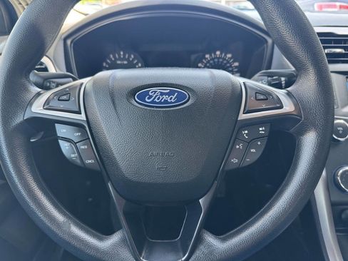 Used 2020 Ford Fusion S FWD image 23