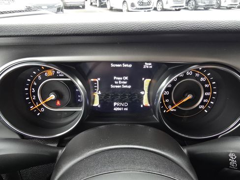 Used 2021 Jeep Wrangler Unlimited Sport image 19