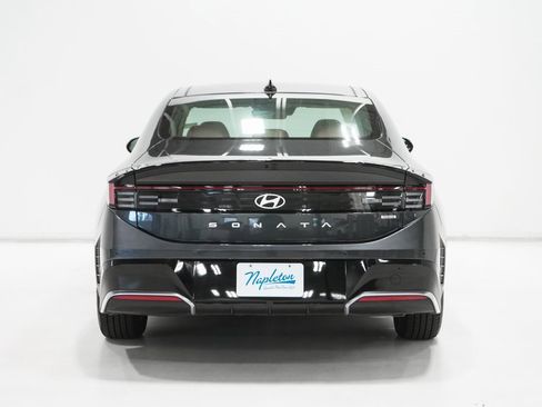 Used 2025 Hyundai Sonata Limited image 6