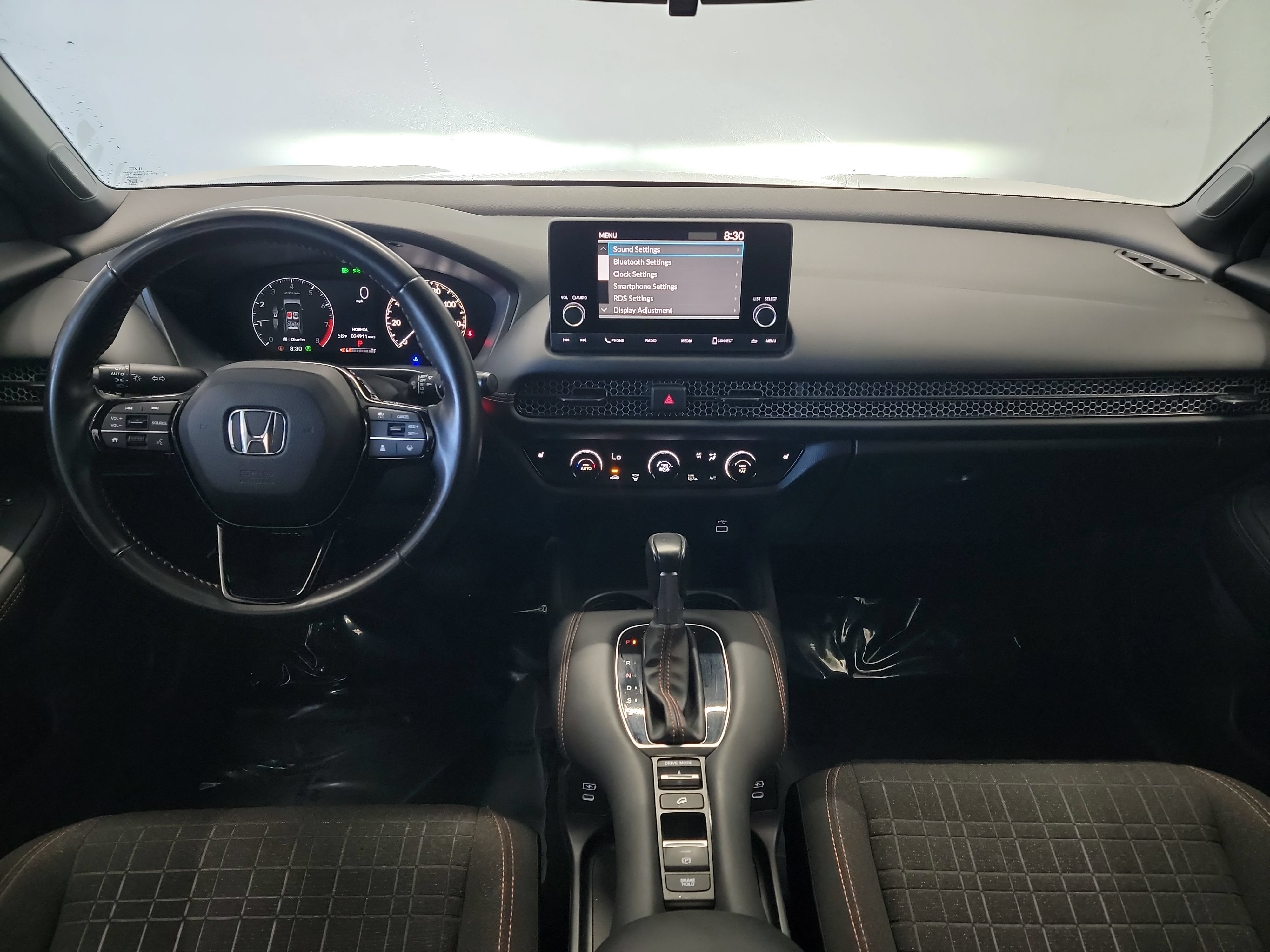 Used 2025 Honda HR-V Sport image 15