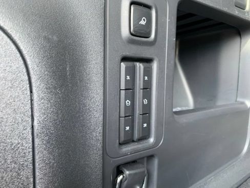 Used 2025 Lincoln Navigator L Reserve AWD/4WD image 7
