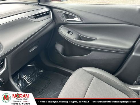 Certified 2024 Buick Encore GX Preferred FWD image 31
