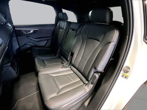 Used 2025 Audi Q7 3.0T Premium Plus AWD/4WD image 20