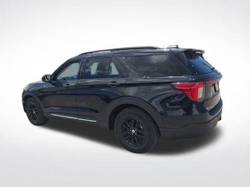 Used 2025 Ford Explorer Active RWD image 31