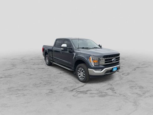 Used 2022 Ford F150 Lariat w/ Trailer Tow Package image 2