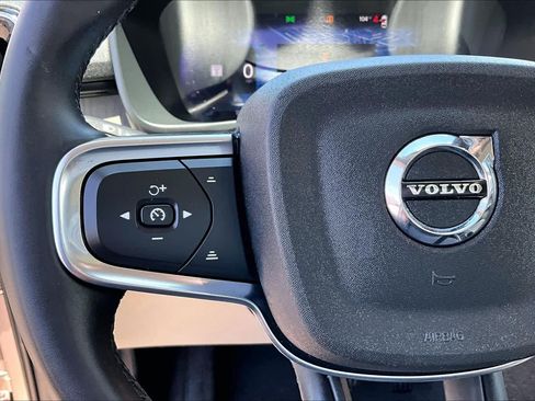 Used 2023 Volvo XC40 B5 Ultimate w/ Climate Package AWD/4WD image 24