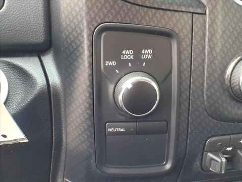 Used 2016 RAM 2500 Tradesman w/ Popular Equipment Group image 19