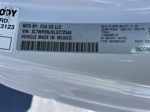 Used 2020 RAM 3500 Tradesman RWD image 17