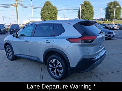 Used 2023 Nissan Rogue SV AWD/4WD image 7