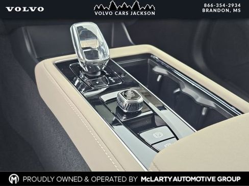 New 2026 Volvo XC90 B6 Ultra w/ Lounge Package AWD/4WD image 21