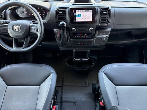 Used 2026 RAM ProMaster 2500 w/ Convenience Group FWD image 17