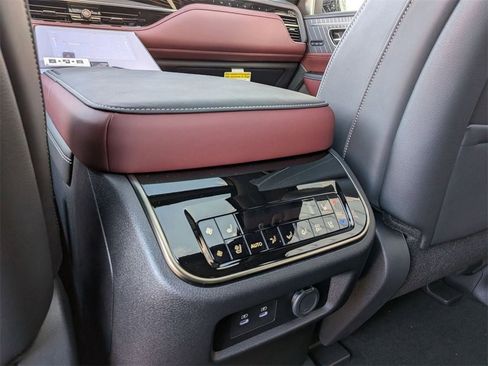 New 2026 INFINITI QX80 Autograph w/ Premium Cargo Package image 26