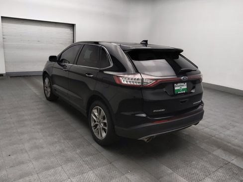 Used 2018 Ford Edge Titanium w/ Equipment Group 302A FWD image 5