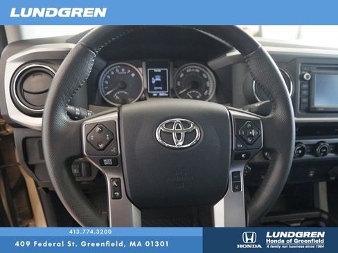 Used 2018 Toyota Tacoma SR5 image 16
