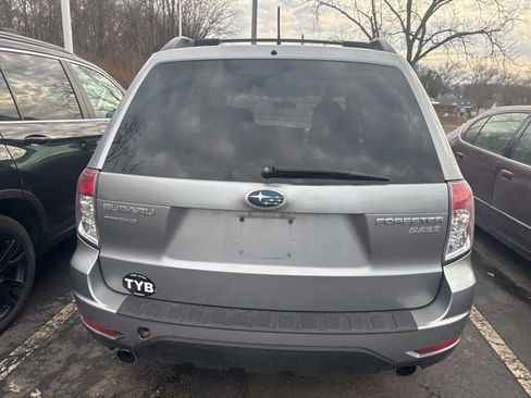Used 2011 Subaru Forester 2.5X Premium w/ All-Weather Pkg image 9