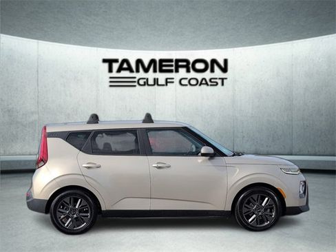 Used 2020 Kia Soul EX image 7