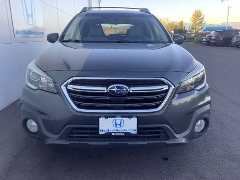 Used 2018 Subaru Outback 2.5i Premium AWD/4WD image 9