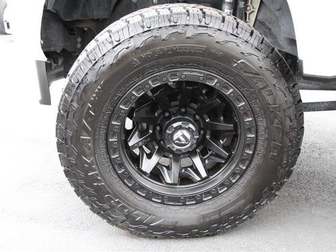 Used 2022 Ford F350 Limited AWD/4WD image 43