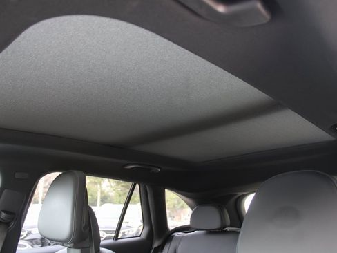 Certified 2024 Mercedes-Benz GLC 300 4MATIC image 49