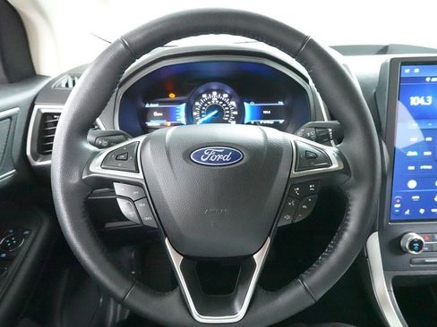Used 2023 Ford Edge SEL AWD/4WD image 11