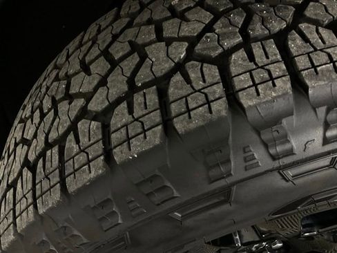 Used 2022 Chevrolet Silverado 1500 RST image 45