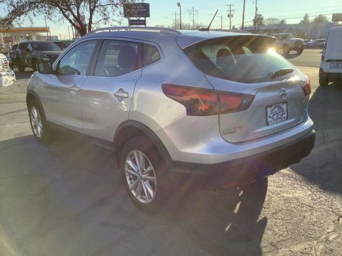 Used 2017 Nissan Rogue Sport SV image 14