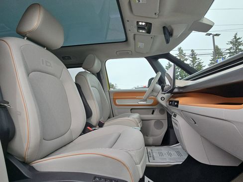 New 2025 Volkswagen ID. Buzz 1st Edition image 30