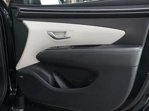 Used 2024 Hyundai Tucson Limited image 9