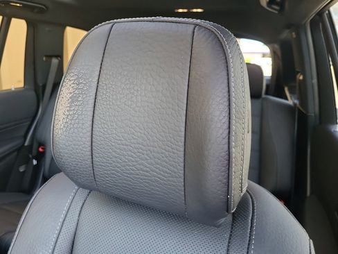 Certified 2024 Mercedes-Benz GLS 450 4MATIC image 14