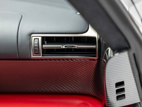 Used 2012 Lexus LFA RWD image 67