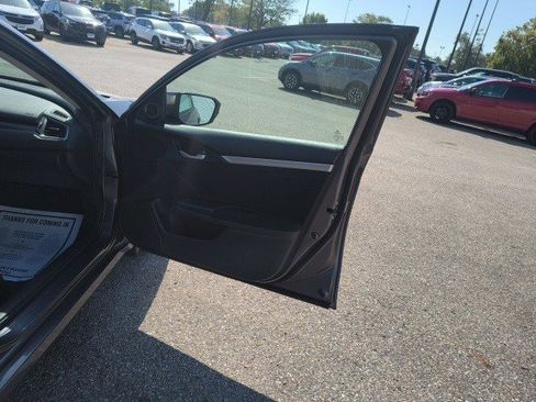 Used 2021 Honda Civic EX image 18