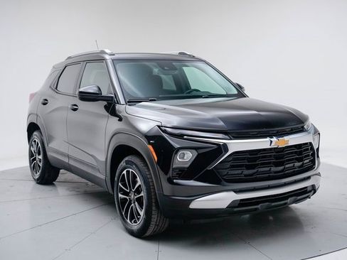 Used 2024 Chevrolet TrailBlazer LT w/ Convenience Package image 14