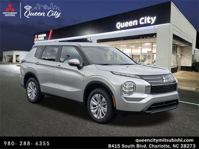 New 2025 Mitsubishi Outlander ES