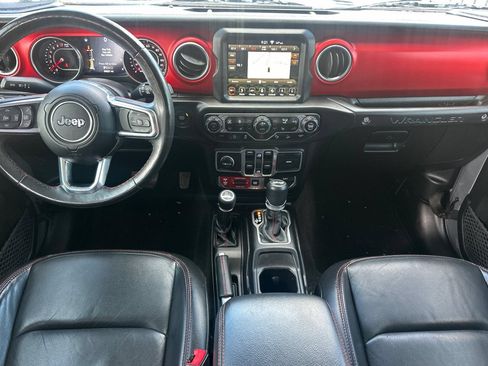 Used 2018 Jeep Wrangler Unlimited Rubicon AWD/4WD image 15