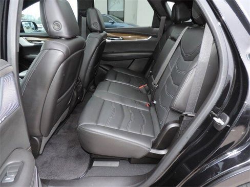 Used 2023 Cadillac XT5 Premium Luxury w/ Platinum Package image 15