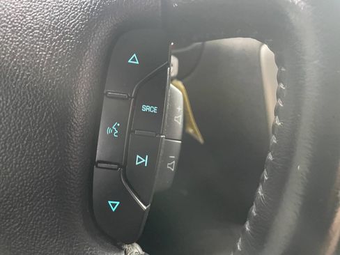 Used 2008 Chevrolet Impala SS w/ Convenience Package image 32